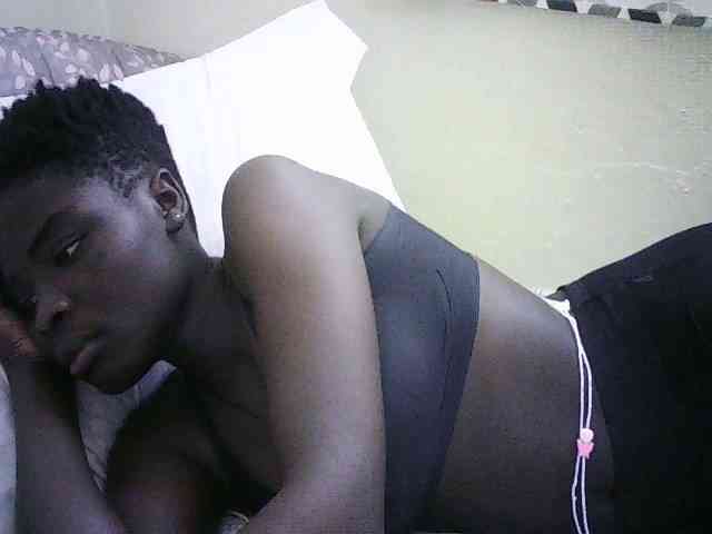 EbonyChocoo webcam