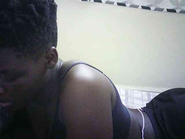 EbonyChocoo webcam