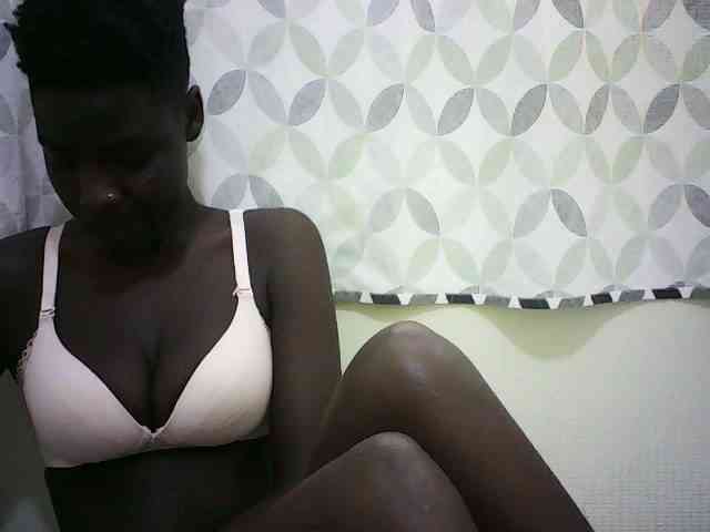 EbonyChocoo webcam
