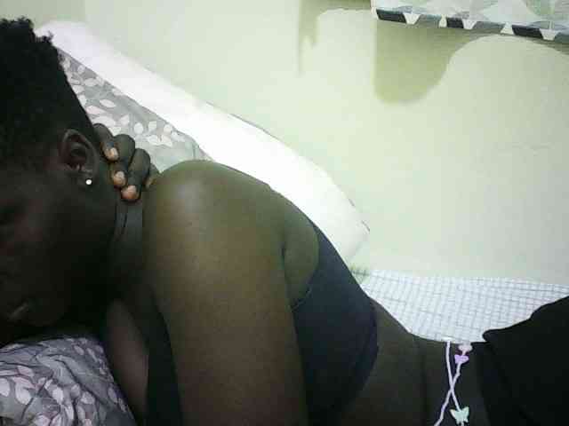 EbonyChocoo webcam