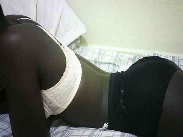 EbonyChocoo webcam