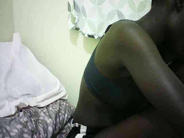EbonyChocoo webcam