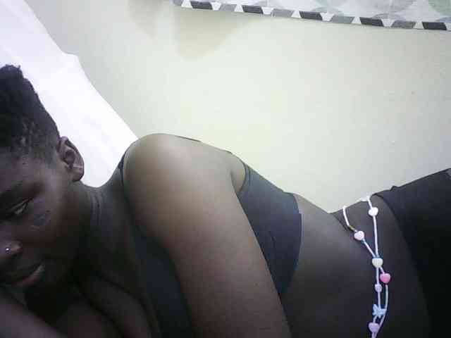 EbonyChocoo webcam