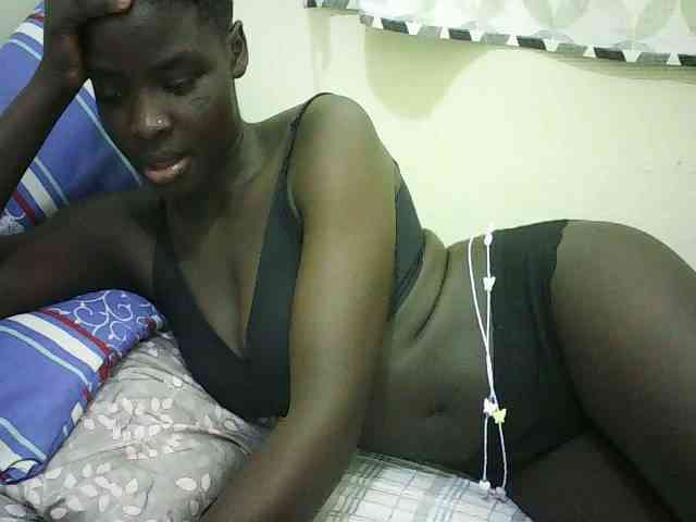 EbonyChocoo webcam
