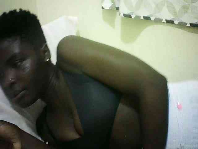 EbonyChocoo webcam