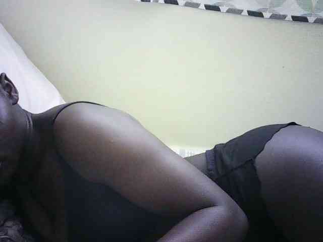 EbonyChocoo webcam