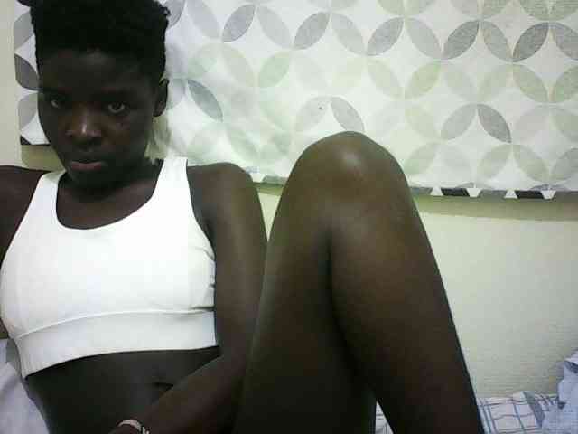 EbonyChocoo webcam