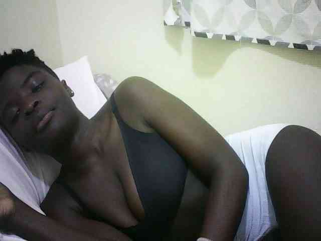 EbonyChocoo webcam