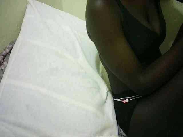 EbonyChocoo webcam