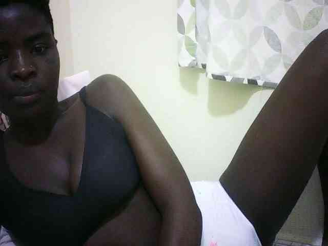 EbonyChocoo webcam