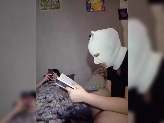 Pinilopa's BongaCams show and profile