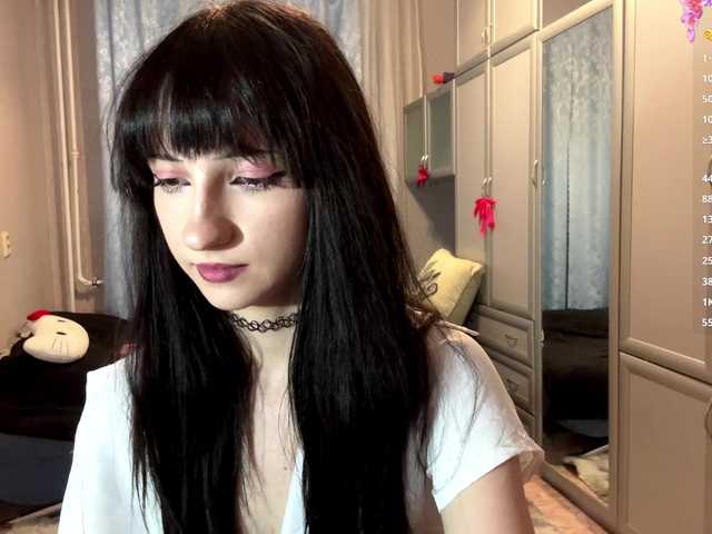 ArielleOltremari's BongaCams show and profile