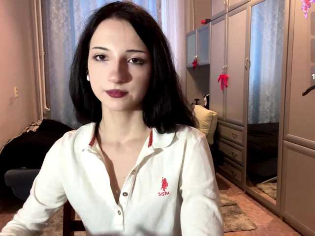 ArielleOltremari's BongaCams show and profile