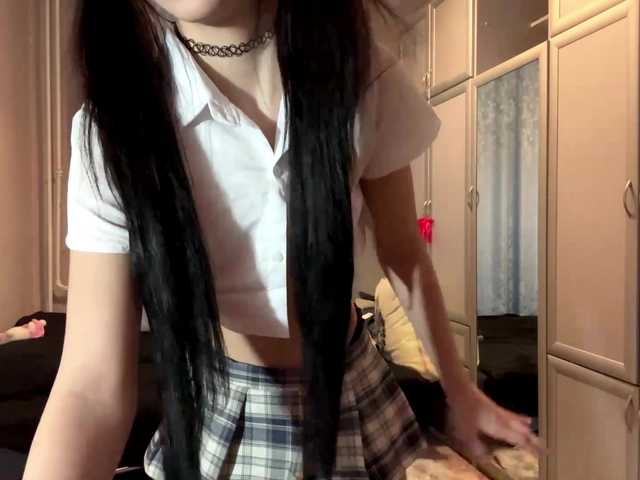 ArielleOltremari's BongaCams show and profile