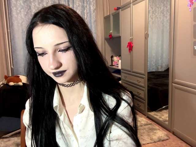 ArielleOltremari's BongaCams show and profile