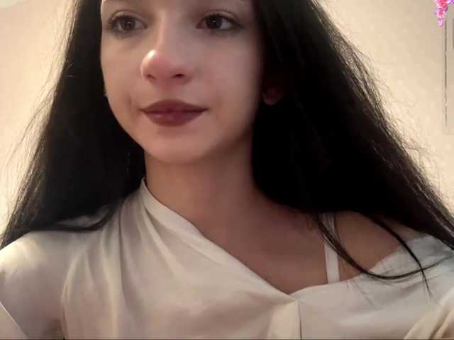 ArielleOltremari's BongaCams show and profile