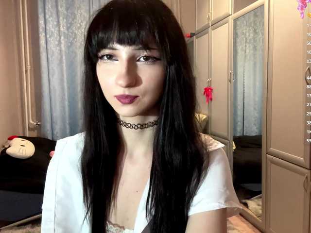 ArielleOltremari's BongaCams show and profile