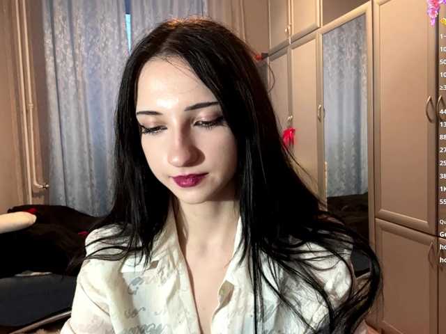 ArielleOltremari's BongaCams show and profile