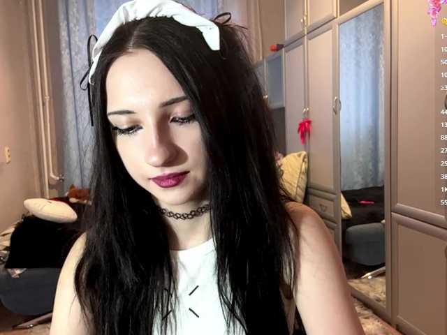 ArielleOltremari's BongaCams show and profile