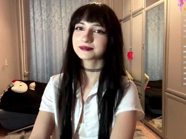 ArielleOltremari's BongaCams show and profile