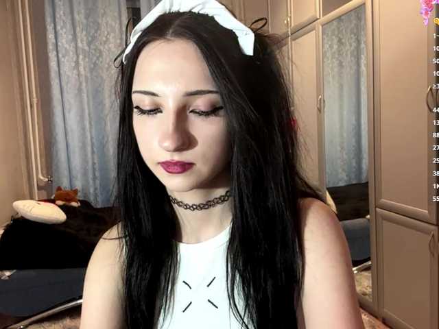 ArielleOltremari's BongaCams show and profile