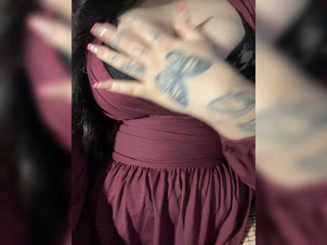 LiLiBet's BongaCams show and profile