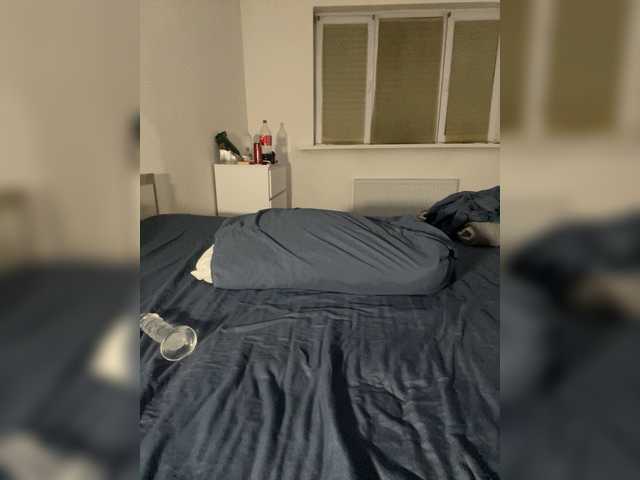 LiLiBet's BongaCams show and profile