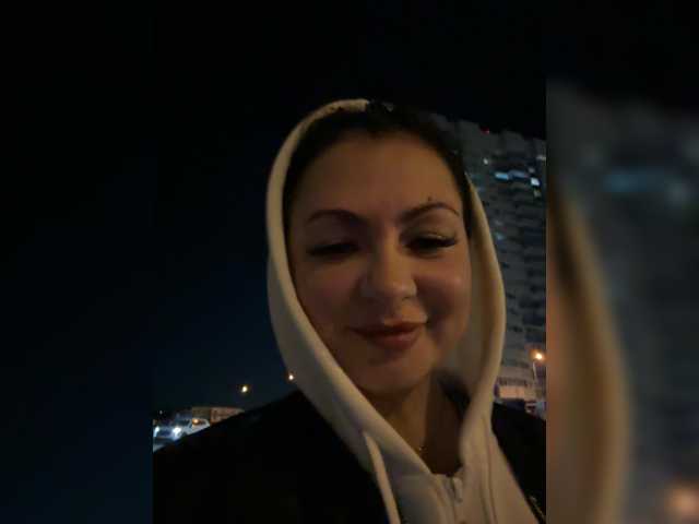 RIM-and-ARI's BongaCams show and profile