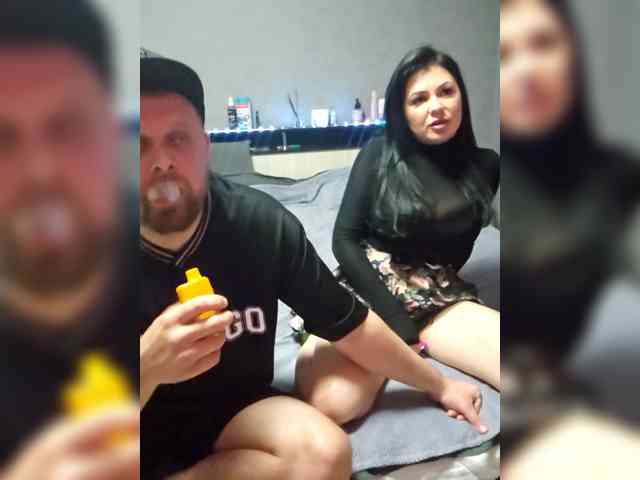 RIM-and-ARI Live Webcam on BongaCams