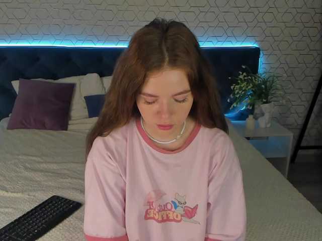 desiree-doll's BongaCams show and profile