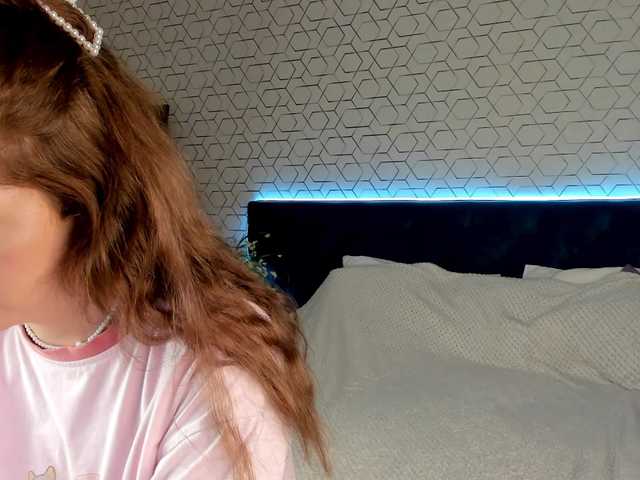 desiree-doll's BongaCams show and profile