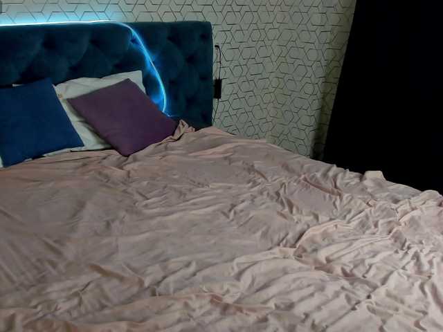 desiree-doll's BongaCams show and profile