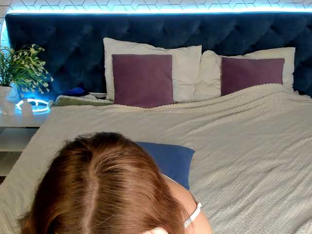 desiree-doll's BongaCams show and profile