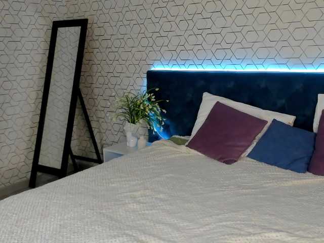 desiree-doll's BongaCams show and profile