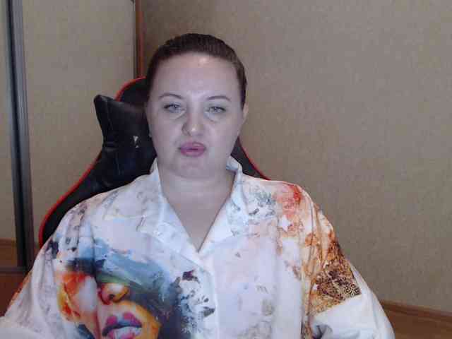 SabrinaWeaver Live Webcam on BongaCams