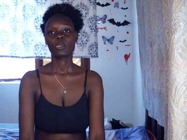 Queen-of-Bees webcam