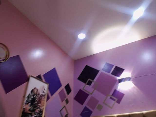 YumiViolet's BongaCams show and profile