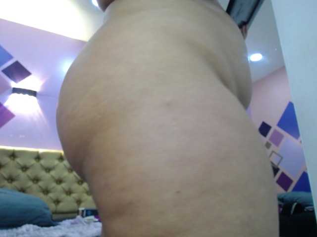 YumiViolet's BongaCams show and profile