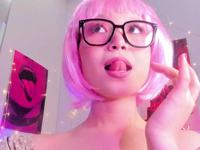 leehaeun7's BongaCams show and profile