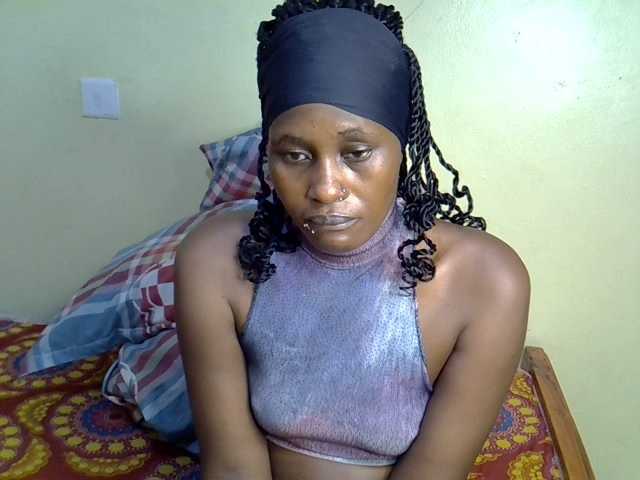 Curvy-goddessa's BongaCams show and profile