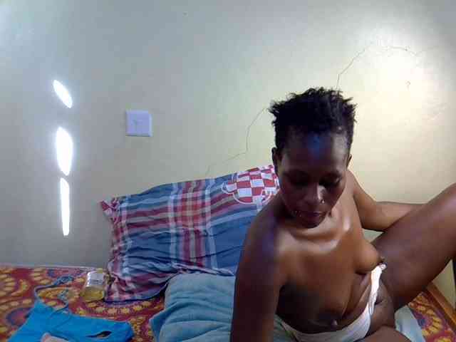 Curvy-goddessa webcam