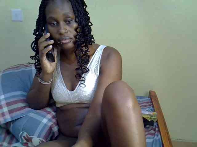 Curvy-goddessa webcam