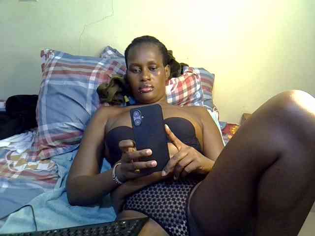 Curvy-goddessa webcam