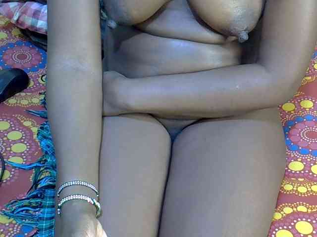 Curvy-goddessa webcam