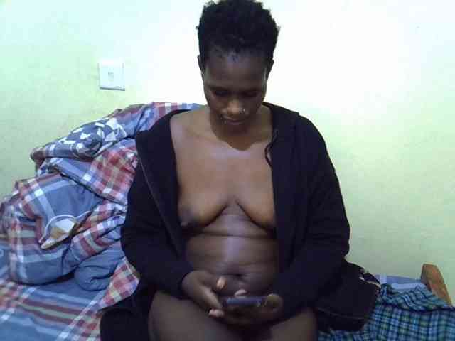 Curvy-goddessa webcam