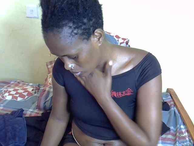 Curvy-goddessa webcam