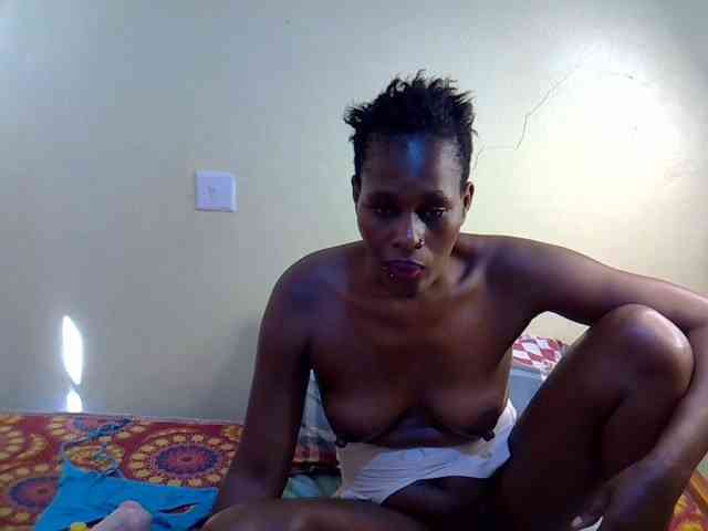 Curvy-goddessa webcam