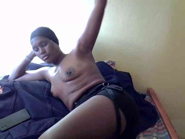 Curvy-goddessa webcam