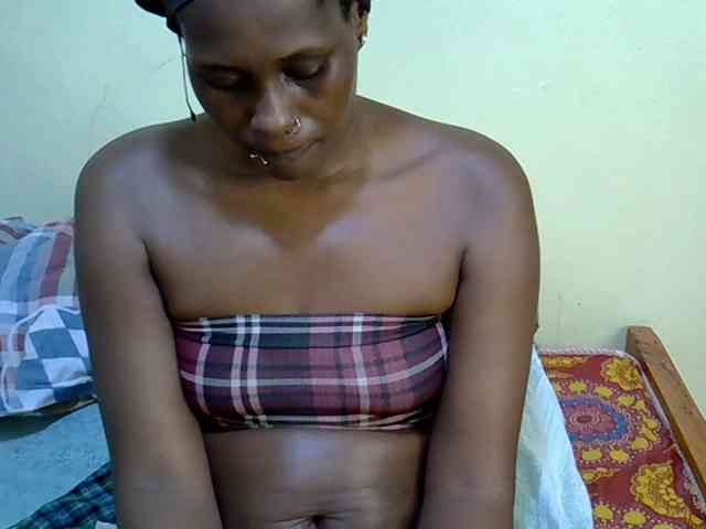 Curvy-goddessa webcam