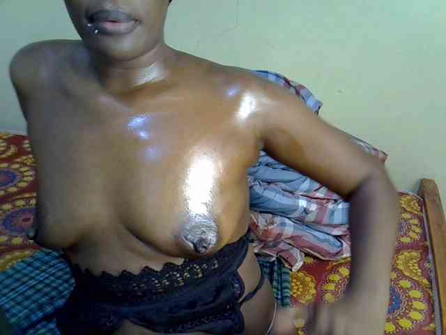 Curvy-goddessa webcam